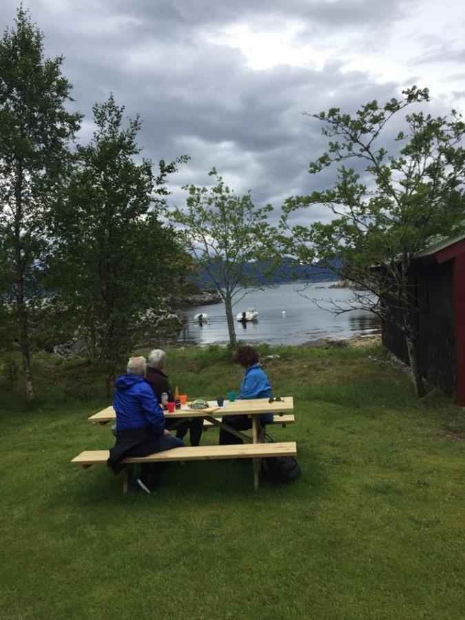 Apartamento Waerholmen Lavik  Exterior foto